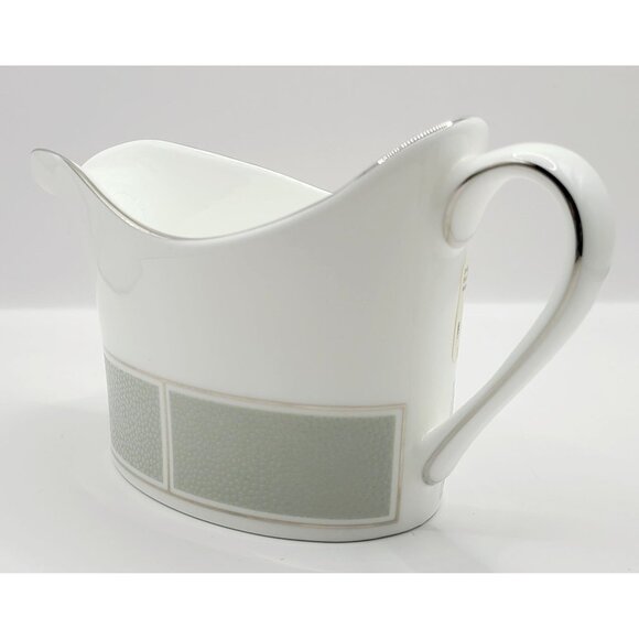 Wedgwood Shagreen Jade Sauce Boat .4 Pt Fine Bone China Made In UK New with tags - Picture 2 of 11